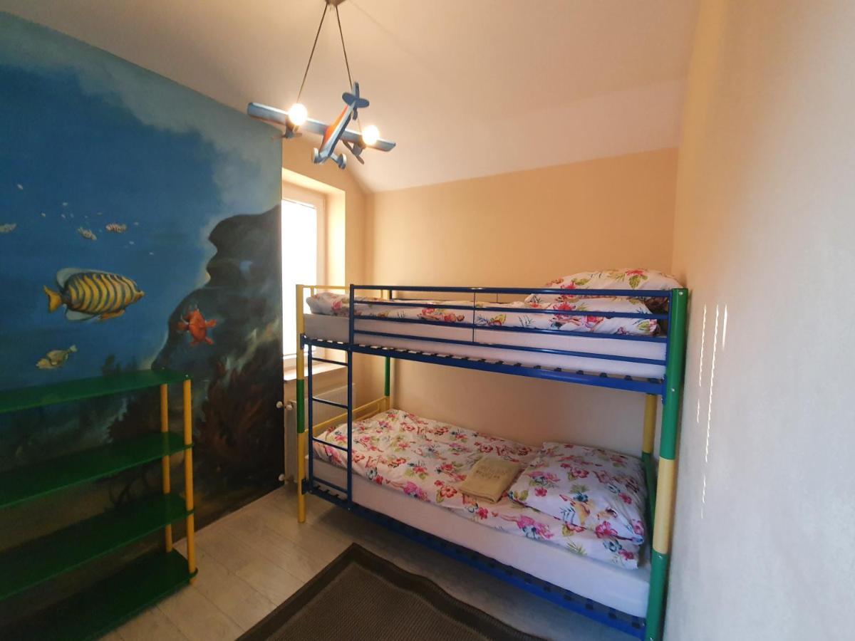 Dom Nad Jeziorem Roznowskim Tegoborze Esterno foto